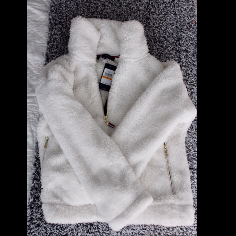 NWT | White Tommy Hilfiger 1/4 Zip | Size S